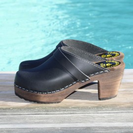 Ultima Thulé SWEDISH CLOGS BLACKLEATHER VARNISHED HIGH HEELS