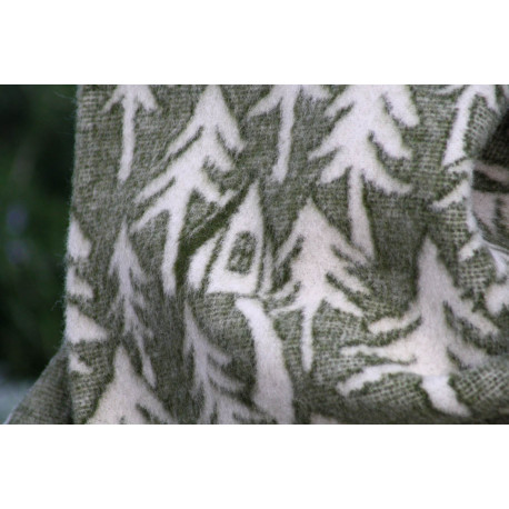 HOUSE IN THE FOREST THICK LAMBS WOOL THROW KLIPPAN YLLEFABRIK - Plaids - image 6
