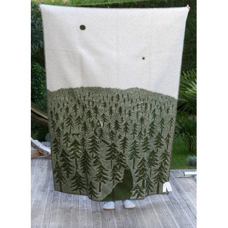 Ultima Thulé PLAID ÉPAIS VERT LAINE AGNEAU "MAISON DANS LA FORET" KLIPPAN YLLEFABRIK