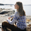 PEACE FEMININE