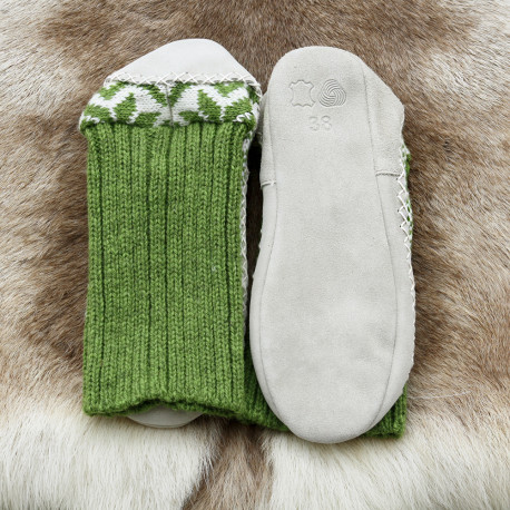 MOUNTAIN SLIPPERS GREEN COLOR