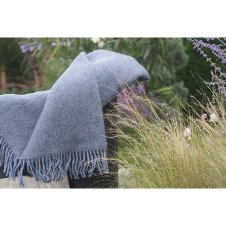 GOTLAND BLEU INFINI PLAID LAINE KLIPPAN YLLEFABRIK