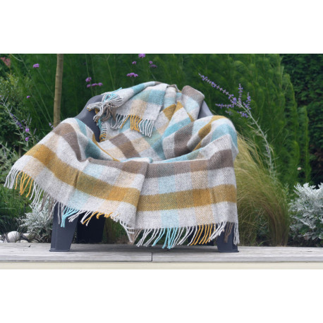 Ultima Thulé GOTLAND MULTI TURQUOISE WOOL THROW KLIPPAN YLLEFABRIK