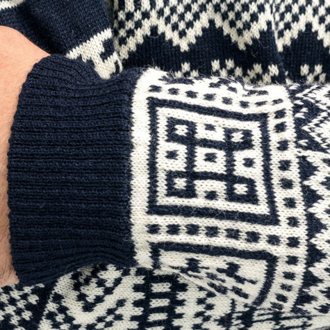 HISTORY MAN SWEATER DALE OF NORWAY 100% norvegian wool Soft yarn