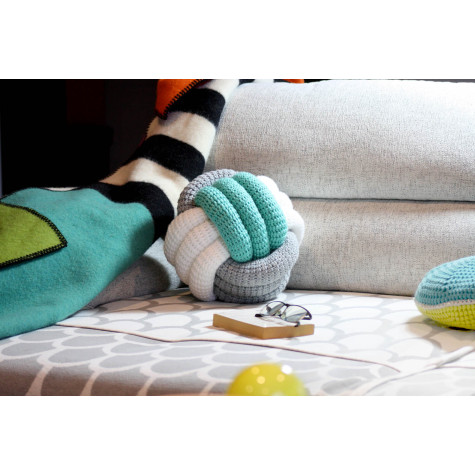 CUSHION KNIT BALL LARGE AQUA Ultima Thule webshop