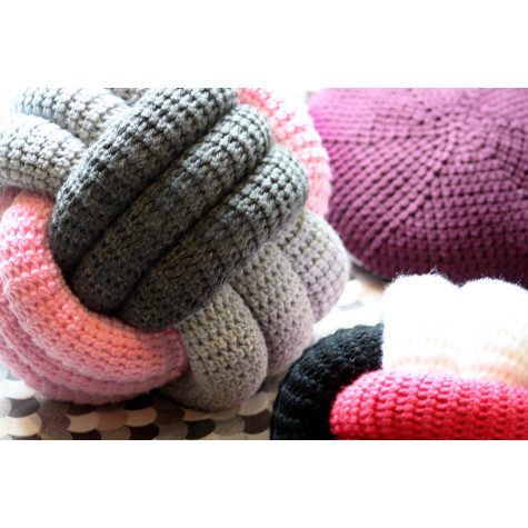 COUSSIN NOEUD KNIT KNOT LARGE ROSE Ultima Thulé webshop