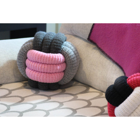 COUSSIN NOEUD KNIT KNOT LARGE ROSE Ultima Thulé webshop