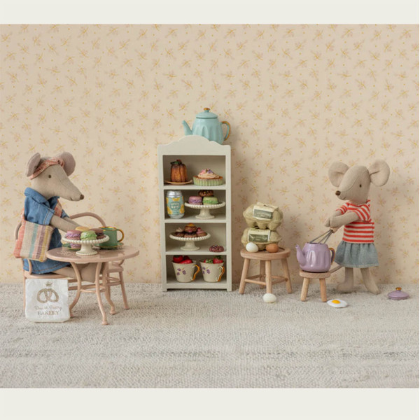 TABLE A CAFE ET BANC MINIATURE POUR SOURIS MAILEG