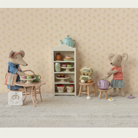 CAFE SET TABLE AND BENCH MOUSE MAILEG