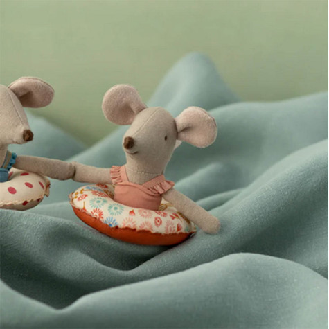 BEACH LITTLE SISTER MOUSE WITH FLOAT MAILEG