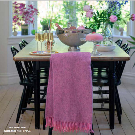 GOTLAND PINK PLAID LAINE KLIPPAN YLLEFABRIK