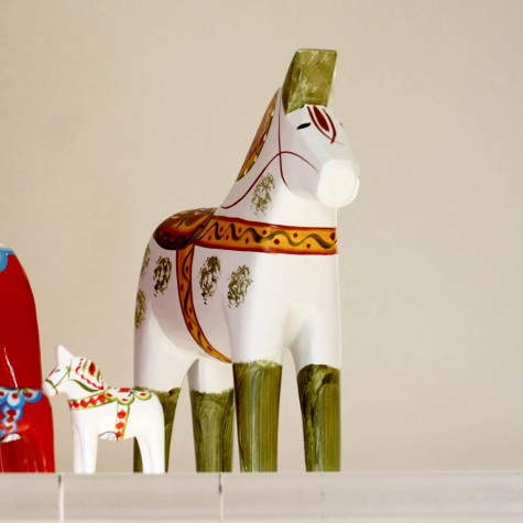 CHEVAL DE DALECARLIE ANTIQUE vert 17 CM