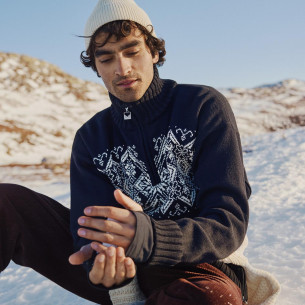 ROSET MASCULINE WEATHER PROOF SWEATER DALE OF NORWAY