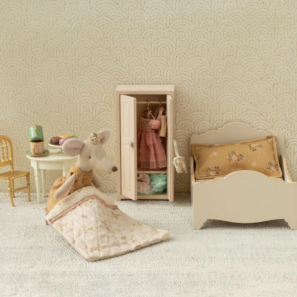 GRANDE SOEUR SOURIS PRINCESSE MAILEG must have!