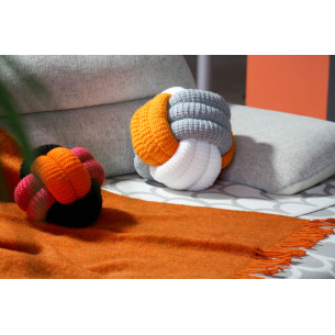 TRUE ORANGE PLAID LAINE KLIPPAN YLLEFABRIK 2