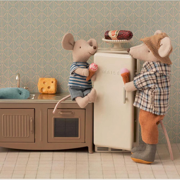 REFRIGERATEUR MINIATURE POUR SOURIS MAILEG