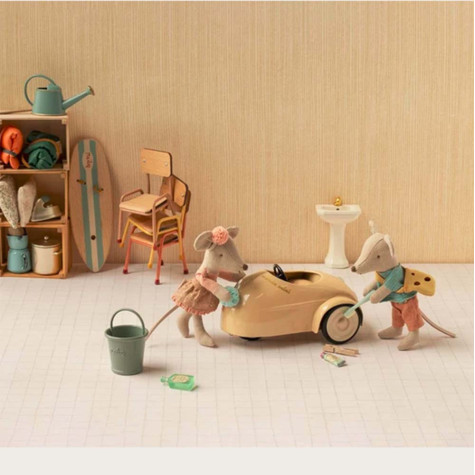 LITTLE SISTER MOUSE DRIVER MAILEG