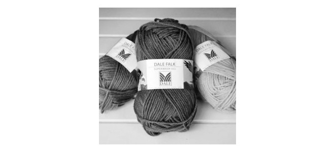 Dale of Norway pure new  Wool and Maileg ribbons